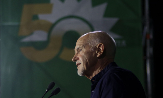 Αποτελέσματα εκλογών ΠΑΣΟΚ: Τηλεφωνήματα Παπανδρέου σε Ανδρουλάκη και Δούκα