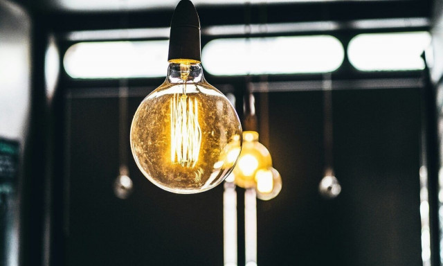 Ηλεκτρικό ρεύμα: Αυτές θα είναι οι επιδοτήσεις για τον Δεκέμβριο - Ανάσα για χιλιάδες νοικοκυριά