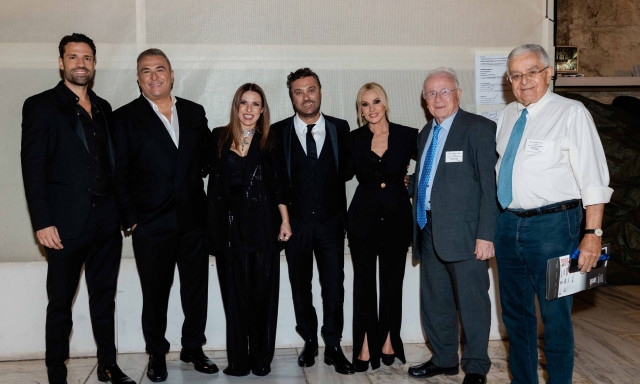 Γιώργος Θεοφάνους – «35 Σ’ Αγαπώ… Μαζί Για Το Παιδί»