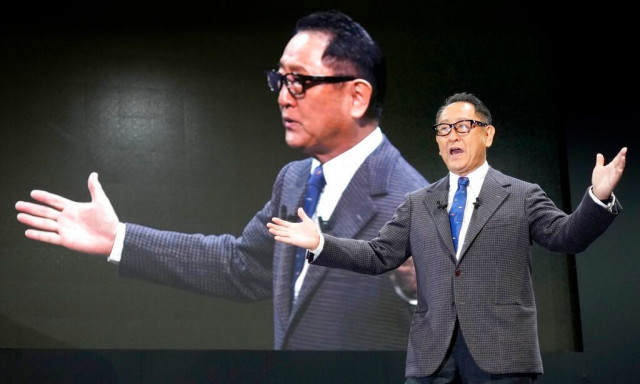 Akio Toyoda: Θα χαθούν 5,5 εκατομμύρια θέσεις εργασίας με τα ηλεκτρικά