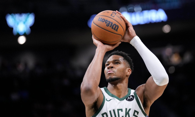 NBA: «Διπλός» Αντετοκούνμπο στη φιλική νίκη των Μπακς επί των Μπουλς