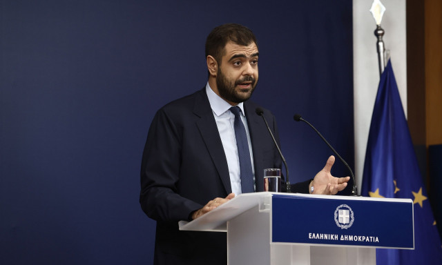 Ηλεκτρικό ρεύμα - Μαρινάκης: «Δεν θα πληρώσουν οι πολίτες αυξήσεις στις χονδρικές τιμές»