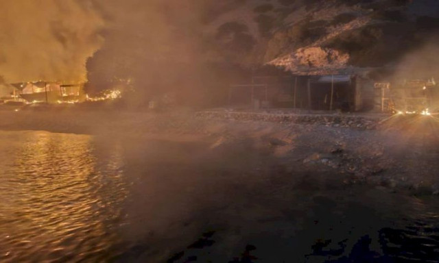 Κρήτη: Φωτιά σε περιοχή του Δήμου Μαλεβιζίου - Κάηκαν καλύβες παραθεριστών