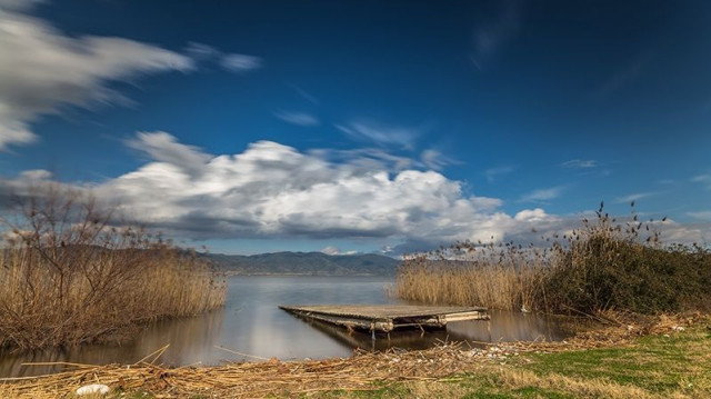 Στερεύει η λίμνη Βόλβη - Σε απόγνωση οι ψαράδες