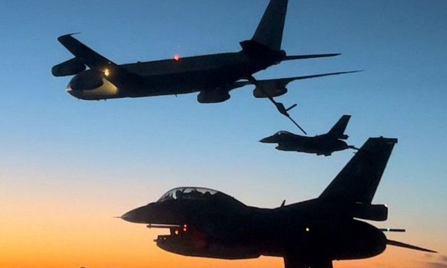 Σμήνος πουλιών παραλίγο να ρίξει μαχητικό της Πολεμικής Αεροπορίας - Η λύση που βρήκαν