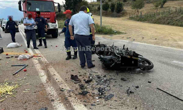 Τραγωδία στην Λαμία: Νεκρός δικυκλιστής – Καρφώθηκε σε καρότσα αγροτικού