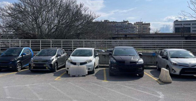 Προφυλακίστηκε ο «ψυχάκιας», ο «ζάντας» και μια γυναίκα μέλος της σπείρας των Ρόμα