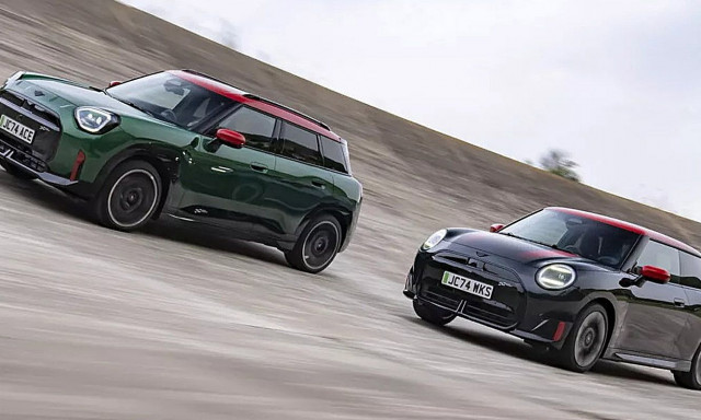 Παρουσιάστηκαν τα σπορ ηλεκτρικά Mini Cooper και Aceman