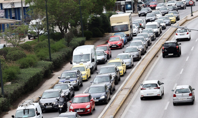 Ανασφάλιστα οχήματα: «Πρέσινγκ» με αυστηρούς ελέγχους - Τι θα γίνει με όσους δεν έχουν περάσει ΚΤΕΟ