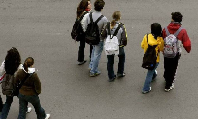 Σχολικές εκδρομές: Τι αλλάζει, σύμφωνα με το σχέδιο υπουργικής απόφασης