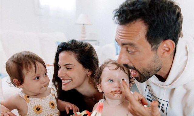 Σάκης Τανιμανίδης και Χριστίνα Μπόμπα: Στο νοσοκομείο η κόρη τους - Η νέα ανάρτηση