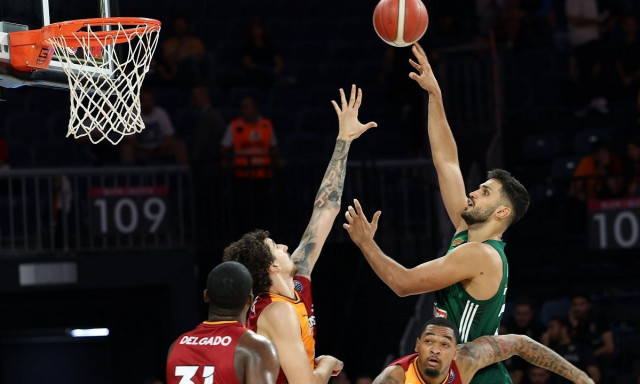 Παναθηναϊκός AKTOR: Εκτός εξάδας ξένων κόντρα στην ΑΕΚ ο Γιούρτσεβεν