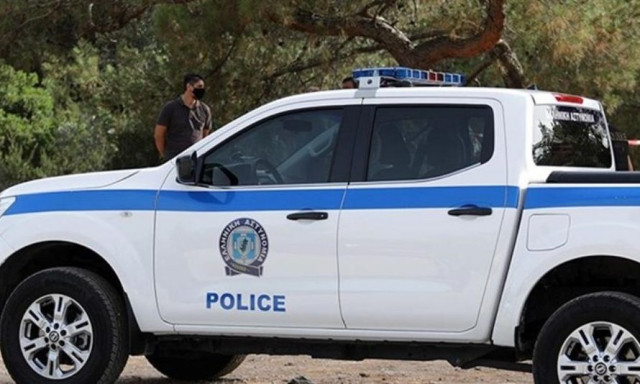 Πυροβολισμοί στο Μονοφάτσι: Από τύχη γλύτωσαν γιαγιά και εγγονός