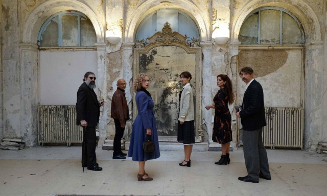 Θέατρο Olvio: Πρεμιέρα για τον «Διάφανο ύπνο» και τα όνειρα στο Γ' Ράιχ