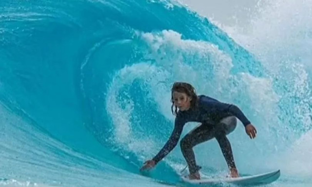 Αυστραλία: Εφιάλτικες στιγμές - Έβλεπε τον 15χρονο γιο του στα σαγόνια λευκού καρχαρία