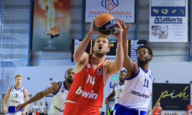 GBL, Καρδίτσα – Ολυμπιακός 61-77: Άνετο πέρασμα με Βεζένκοφ - Λογομάχησαν Λαρεντζάκης και Ράιτ