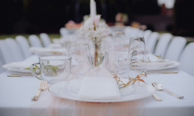 Κορωπί: Όλα του γάμου δύσκολα - Πλήρωσαν τα «μαλλιοκέφαλά» τους και έμειναν ανύπαντροι