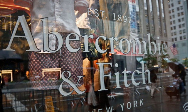 ΗΠΑ: Συνελήφθη πρώην διευθύνων σύμβουλος μάρκας ρούχων για εμπορία ανθρώπων