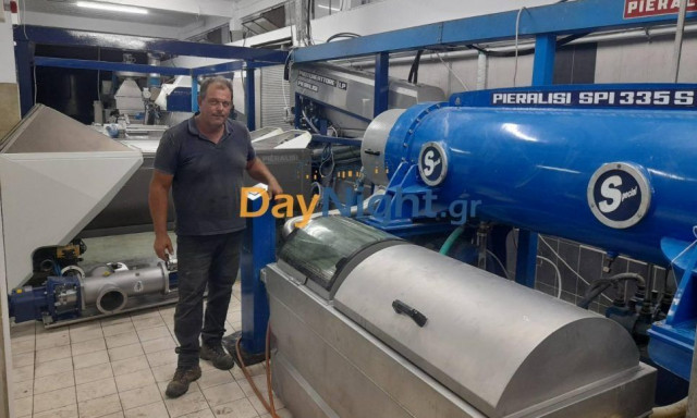 Απελπισμένοι οι ελαιοπαραγωγοί στο Ρέθυμνο: «Πέρυσι βγάλαμε 350 τόνους λάδι και φέτος 50»