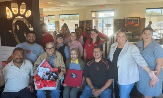 ΗΠΑ: Εστιατόριο βοηθά άρρωστο πελάτη να εκπληρώσει έναν από τους στόχους του, πριν πεθάνει