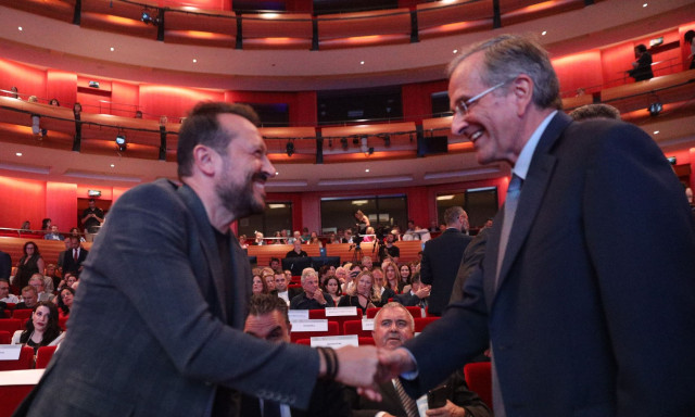 «Καρφιά» Μητσοτάκη σε Σαμαρά - «Δεν θα χαριεντιστώ με τον Παππά»