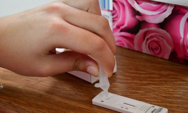 ΕΟΔΥ: Τρεις θάνατοι από γρίπη και δύο από κορονοϊό την τελευταία εβδομάδα