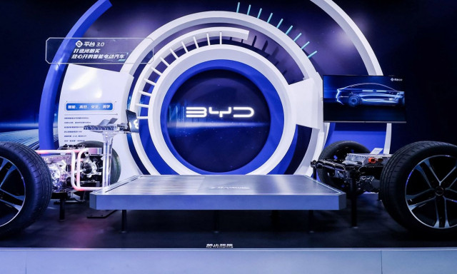 Κρυφή συνεργασία της Apple με την BYD