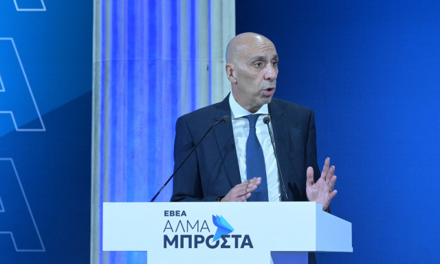 Εκλογές ΕΒΕΑ: Ο Γιάννης Μπρατάκος κατέθεσε το ψηφοδέλτιο του συνδυασμού «Άλμα Μπροστά»