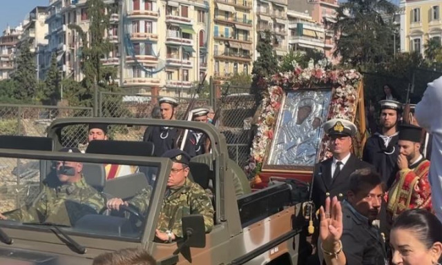 Με λαμπρότητα η λιτάνευση των ιερών εικόνων της Παναγίας «Φανερωμένης» και του Αγίου Δημητρίου
