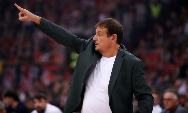 Παναθηναϊκός: Ομιλία κι αποθέωση Εργκίν Αταμάν στα αποδυτήρια - «Κανείς δεν έπαιξε με εγωισμό» (vid)