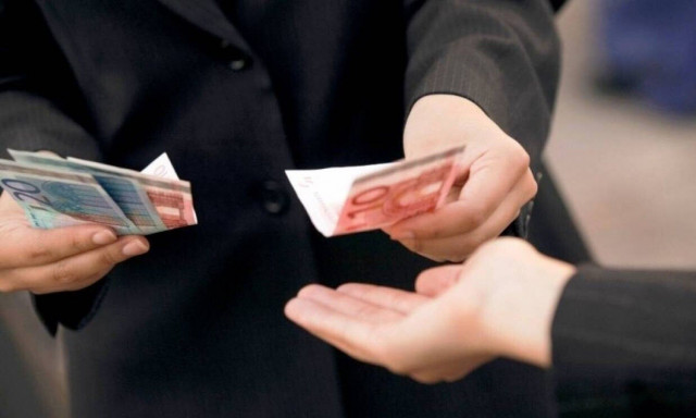 Πρέβεζα: Παππούς-σαΐνι παγίδευσε επίδοξους απατεώνες - Κατασχέθηκαν 16.450 ευρώ