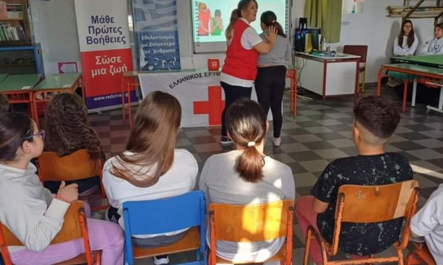 Ο Ελληνικός Ερυθρός Σταυρός  μαζί με την Ομάδα Αιγαίου στην Κάσο