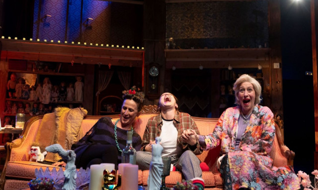 Θέατρο Δίπυλον: Πρεμιέρα για το «John» με την Κόρα Καρβούνη