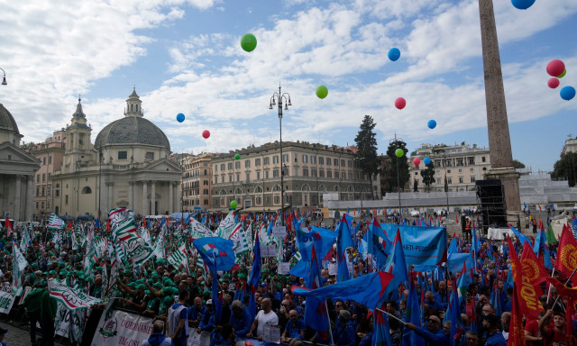 Ιταλία: Γενική απεργία των συνδικάτων κατά του σχεδίου για τον προϋπολογισμό