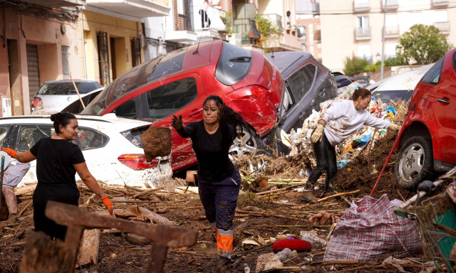 Ισπανία: Κατεβάζουν τον στρατό στις πλήγεισες από τις πλημμύρες περιοχές