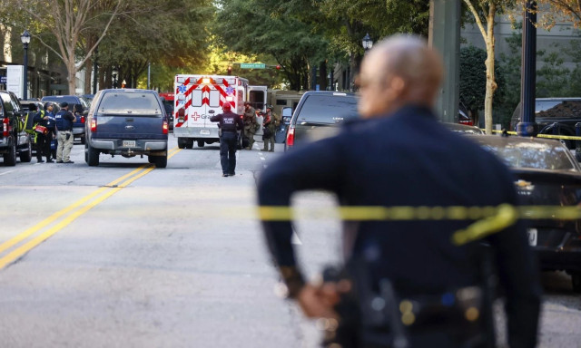 Συναγερμός στην Ατλάντα: Ενεργός σκοπευτής πυροβόλησε τουλάχιστον 15 φορές από δώματιο ξενοδοχείου