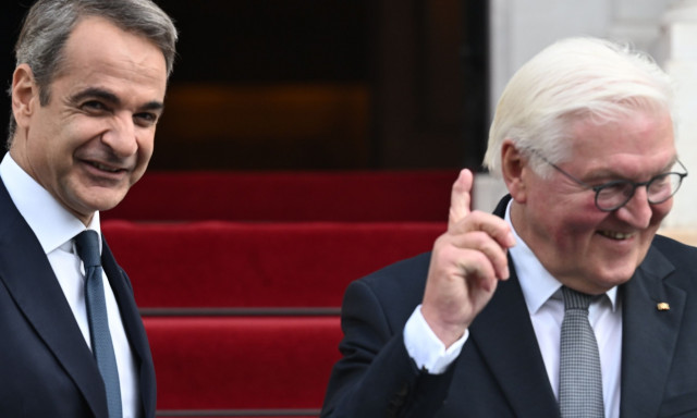 Μητσοτάκης προς Σταϊνμάιερ: Σας ευχαριστώ ως Κρητικός - Τι ειπώθηκε για τις επανορθώσεις