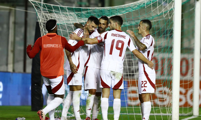 Athens Kallithea – Ολυμπιακός 0-1: Ο Βέλντε έκανε πιο εύκολη τη ρεβάνς