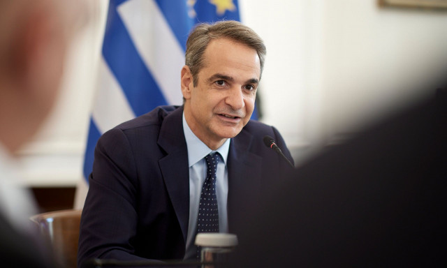 Μητσοτάκης σε υπουργικό: Θα τηρήσουμε τη δέσμευσή μας ο κατώτατος μισθός να φτάσει στα 950 ευρώ»