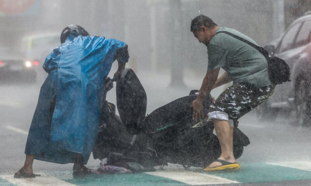 Ταϊβάν: Τουλάχιστον ένας νεκρός και 205 τραυματίες από τον ισχυρό τυφώνα Κονγκ-ρέι