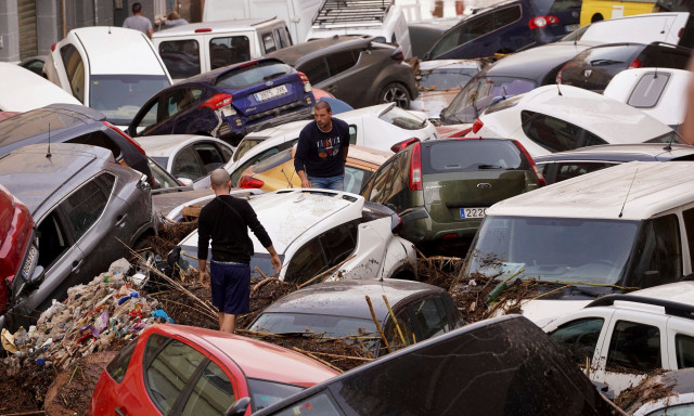 Ισπανία: Η κλιματική αλλαγή επιδείνωσε τις πλημμύρες - To φαινόμενο της «κρύας σταγόνας»