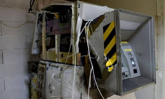 Έκρηξη σε ΑΤΜ στη Βόρεια Εύβοια – Οι δράστες πήραν τα λεφτά και έφυγαν