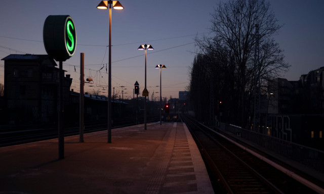 Γερμανία: Αφησε τσάντα με εκρηκτικά σε σιδηροδρομικό σταθμό - Ανθρωποκυνηγητό για τον ύποπτο
