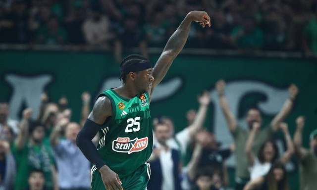 Κέντρικ Ναν: Έναν χρόνο μετά κι όμως είναι ακόμα εδώ! (pics)