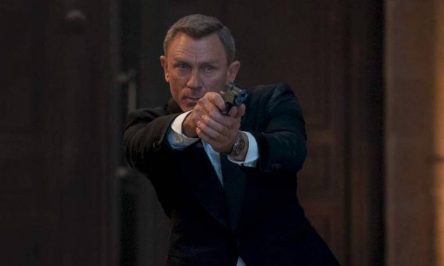 «Ένα μαρτίνι κουνημένο και όχι ανακατεμένο»: Tο πρώτο μπαρ του Τζέιμς Μποντ προκαλεί δέος