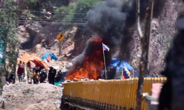 Βολιβία: Ένοπλοι κατέλαβαν μια στρατιωτική εγκατάσταση στην Κοτσαμπάμπα και κρατούν αιχμαλώτους