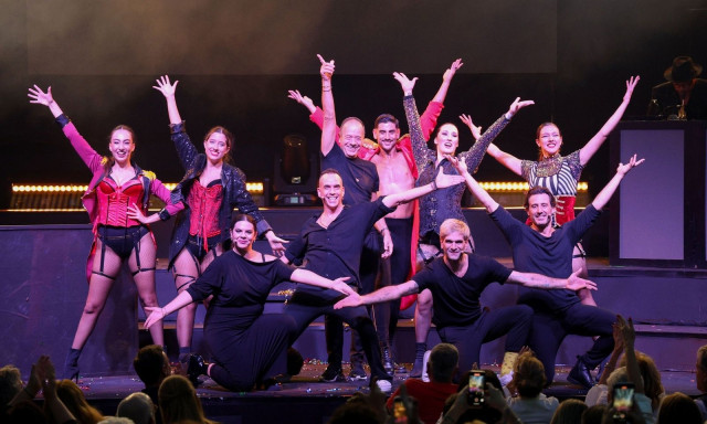 SHOW WHAΤ… επιστρέφει με τον Πάνο Μουζουράκη