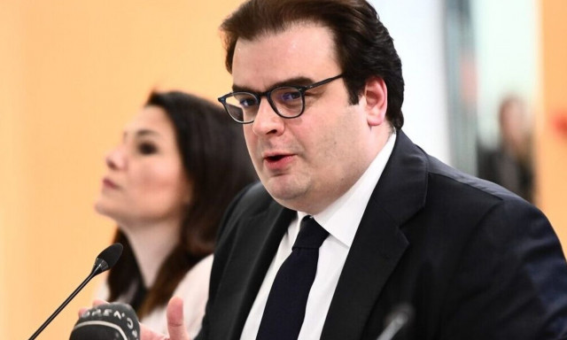 Πιερρακάκης: «Θα τηρηθεί ο νόμος για τους αιώνιους φοιτητές» - Τι αλλάζει για τις σχολικές εκδρομές