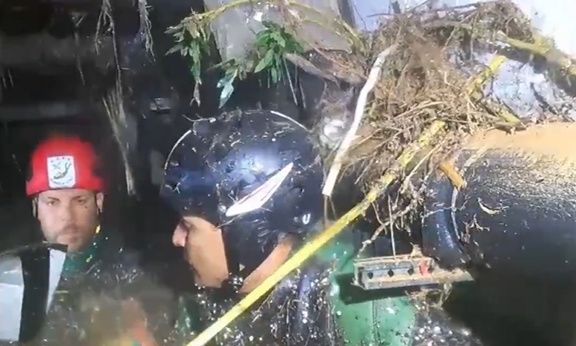 Βαλένθια: Σώθηκε γυναίκα που ήταν εγκλωβισμένη σε αυτοκίνητο για 3 μέρες – Αγωνία για αγνοούμενους