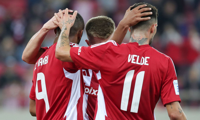 Ολυμπιακός – Πανσερραϊκός 2-1: Επιστροφή στις νίκες με Βέλντε και Ελ Κααμπί